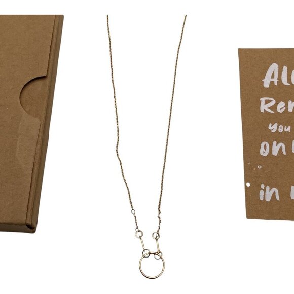 Hand & Heart Gold Open Circle Pendant Necklace I Love You To The Moon & Back - Picture 7 of 9